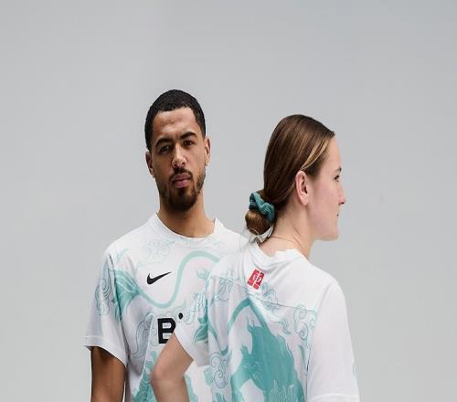 喜迎農(nóng)歷新年，切爾西推出馬年限量版賽前熱身服