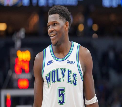 字母哥聯(lián)手愛德華茲字母哥交易今夏重啟，森林狼成明面上領(lǐng)跑者