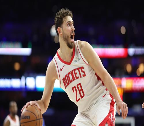 火箭1喜訊2不利！申京遞補(bǔ)全明星，錯(cuò)失后場強(qiáng)人，美媒揪出大漏洞