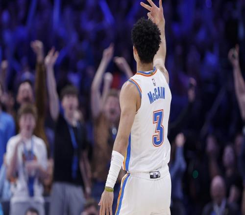 切特對賈里德麥凱恩的雷霆首秀做出反應(yīng)：他很有侵略性