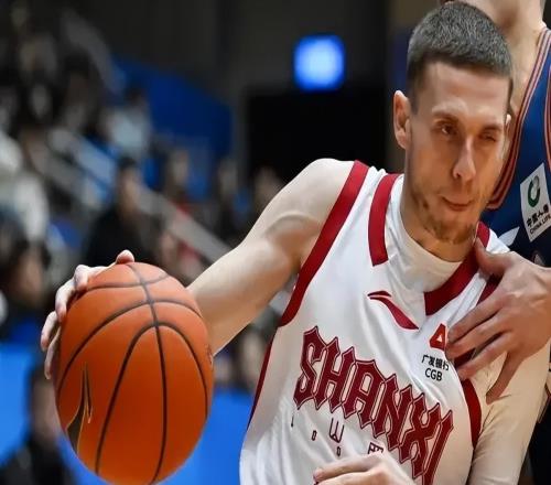 廣廈外援硬是把王博給打回來了！賽前踩場現(xiàn)身場地，要沖決賽