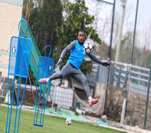 申花三大外援前鋒首發(fā)搏命！司機親承433狂攻滬媒：門將是薛慶浩