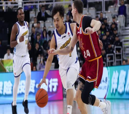 4投3鐵！20分鐘得2分+送迪亞洛風(fēng)車暴扣，球迷：看你打球真的痛苦