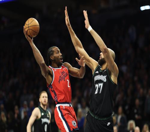 快船送上大禮！湖人1日內(nèi)雙喜臨門，打雷霆艾頓或成取勝關(guān)鍵