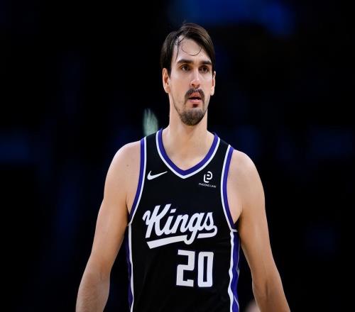 三獲MVP，曾經(jīng)的歐洲天才?。∪缃駞s4年換7隊(duì)，徹底成了流浪漢！