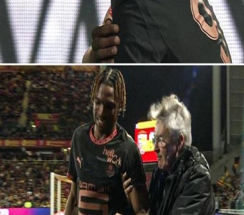 獨角獸新星雅凱手術(shù)治肩，利物浦補“墻”路重歸原點