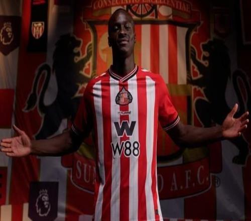 桑德蘭隊迪亞拉：羅塞尼爾戰術能力很出色，我從他那學了很多