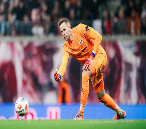 官方：萊比錫和包括古拉西奇在內(nèi)的一線隊三位門將續(xù)約