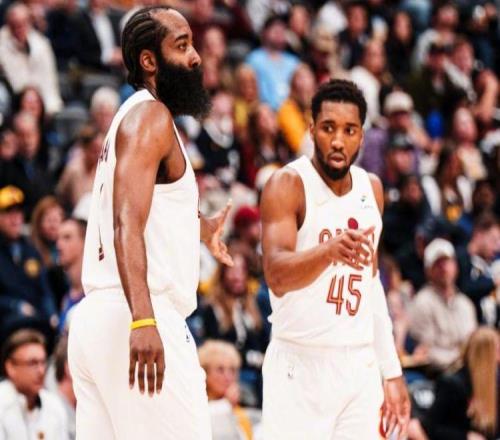 逆轉(zhuǎn)！米切爾32+10罰球絕殺，約基奇22+14犯錯，哈登22+10立大功