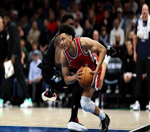 次輪末也有寶貝！快船鋒線新秀已經(jīng)是一名相當不錯的3D球員了