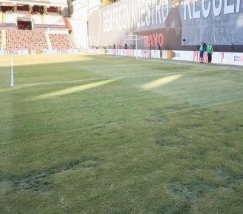 球場狀況不佳西甲比賽延期球員：最好的聯(lián)賽笑話