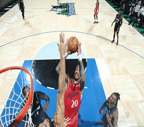 太全面了！快船鋒線新援打著打著竟然成為了聯(lián)盟頂級投手