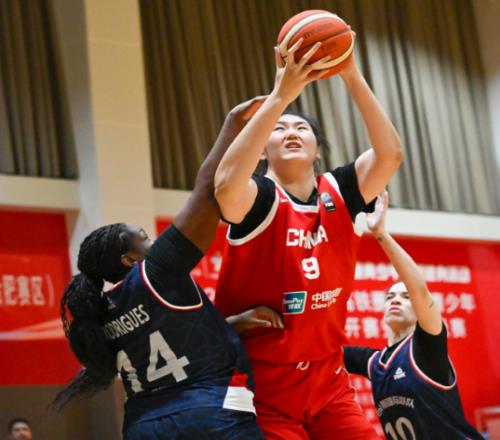 教學(xué)熱身賽：中國(guó)女籃8579險(xiǎn)勝國(guó)際聯(lián)隊(duì)未公開比賽細(xì)節(jié)