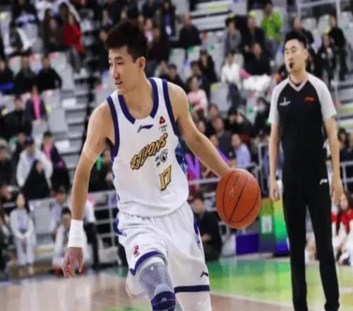 孫銘徽距腓前韌帶撕裂，預(yù)計(jì)傷停23個(gè)月，浙江廣廈衛(wèi)冕難了