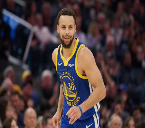 庫里還是厚道人吶，與詹杜合體或成絕唱，科爾透露右膝恢復情況