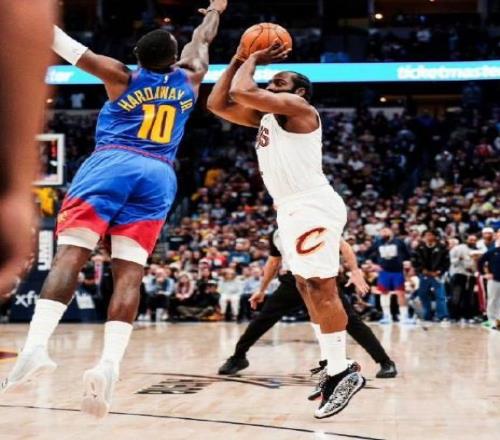 哈登連續(xù)兩場比賽命中關(guān)鍵三分，他成騎士奪冠完美拼圖！