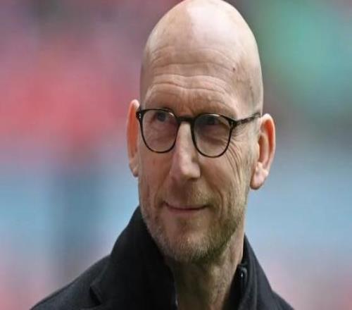 斯塔姆：卡里克相比阿莫林戰(zhàn)術(shù)不死板我也會選擇重用梅努