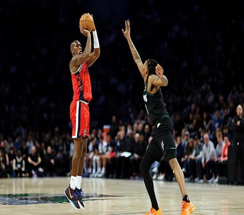 不只是一名防守大閘！快船后場(chǎng)大將還能組織還有超強(qiáng)的精神屬性