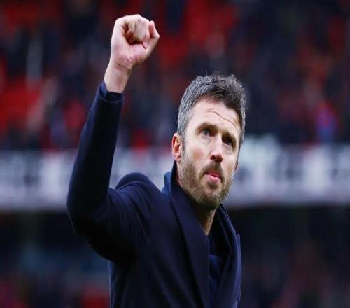 真靠譜！卡里克贏下信任及尊重，給每個(gè)人機(jī)會是他成功的根本