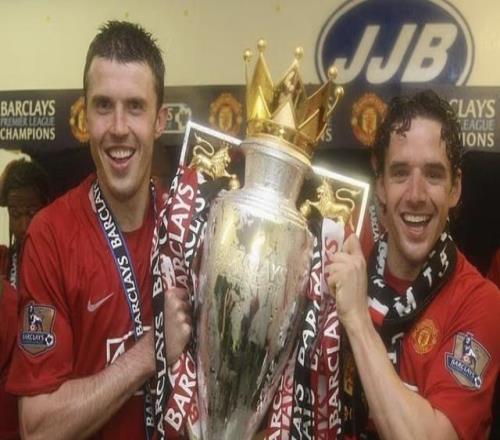 哈格里夫斯：只有出現(xiàn)恩里克那種人選才有理由不讓卡里克轉正