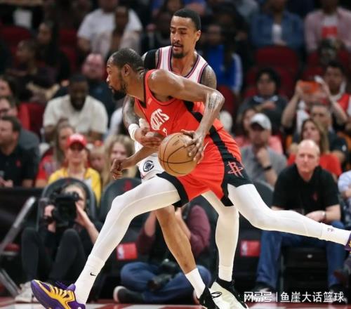 16+17，火箭贏球仍存隱患！杜蘭特談哈登把話(huà)挑明，申京夸謝潑德