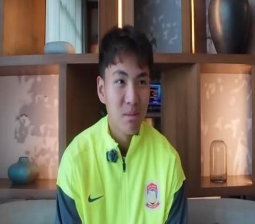 李昊談留洋：先在中超發(fā)揮該有的水平，現(xiàn)在出去其實也沒球踢