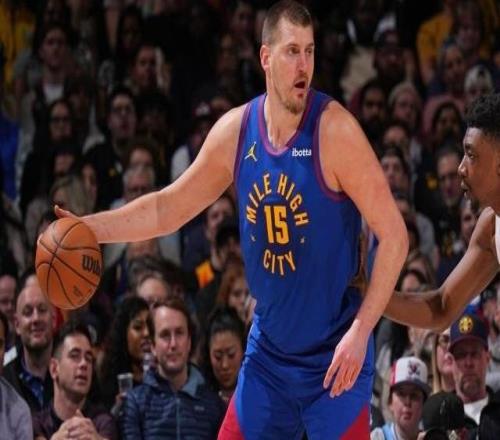 詹皇丟評獎(jiǎng)資格引爭議！約基奇庫里沖獎(jiǎng)也拉響警報(bào)