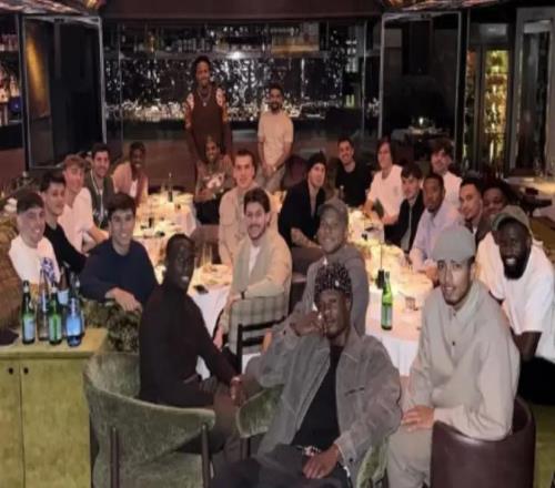 姆巴佩、維尼修斯組織皇馬全隊(duì)晚宴，球員多凌晨1點(diǎn)后離場(chǎng)