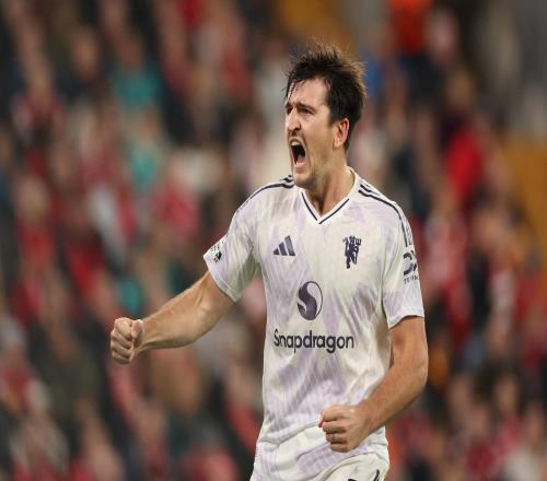 11！英超爭四戰，曼聯壓哨絕平，雖無緣5連勝，但仍排第四