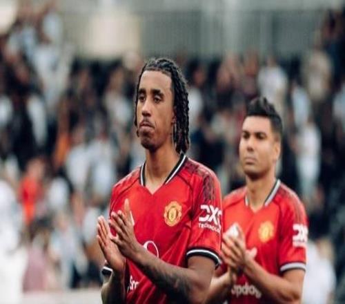 郵報：約羅已入選曼聯對西漢姆聯的陣容，他在球隊酒店里