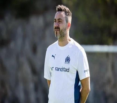 記者：德澤爾比想回英超，瓜迪奧拉離開的話他會(huì)成為備選