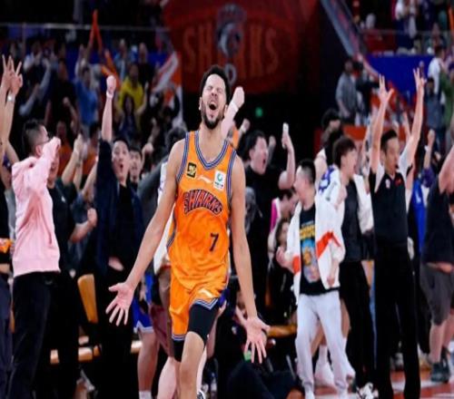 遼籃終于下狠手了！連簽兩大超級外援：楊鳴復出執(zhí)教指日可待了