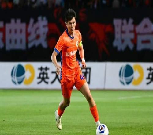 泰山1天宣1個(gè)，陳澤仕續(xù)約5年下個(gè)該輪到依木蘭了圍繞4新星建隊(duì)