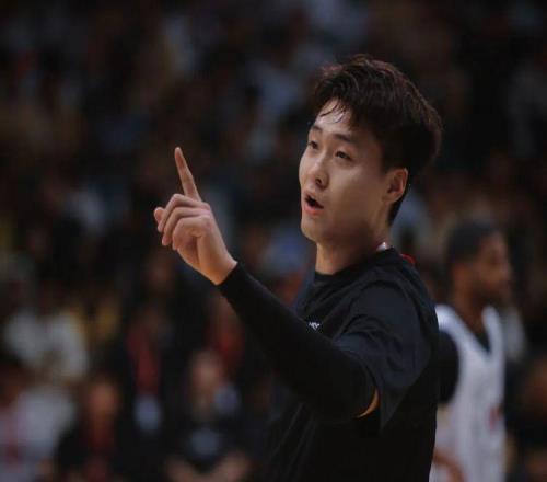 趙睿就發(fā)表不當言論向球迷道歉，CBA公告：停賽3場、罰款5萬元，北京首鋼籃球俱樂部核減聯(lián)賽經(jīng)費5萬元