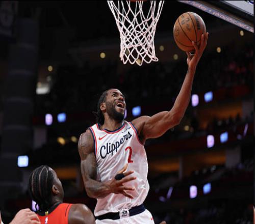 萊昂納德苦苦支撐快船僅兩人得分上雙！火箭隊(duì)記：最棒的防守之一