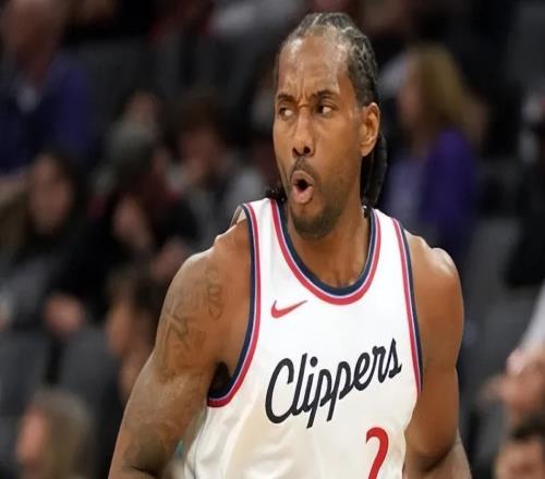 倫納德被打無語了！火箭只需包夾他就能取勝，隊(duì)友失準(zhǔn)后純廢！