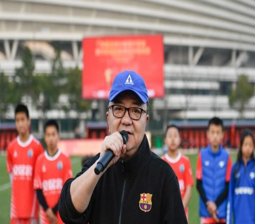 董路官宣！16歲國足天才，鄺兆鐳結束留洋，除夕加盟中超球隊