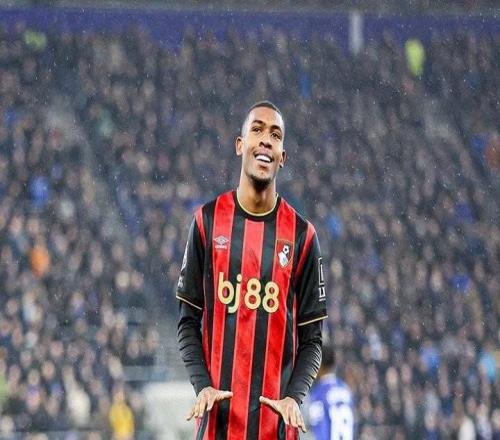 拉揚(yáng)前三場英超均參與進(jìn)球，此前U19球員僅馬夏爾、基恩做到