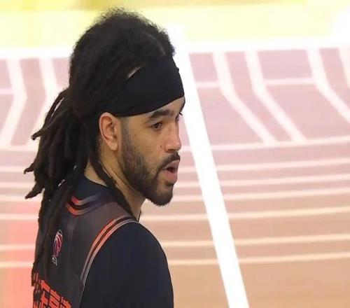 山東大勝廣廈凸顯兩點：瓊斯讓克里斯感到危機，于德豪不能再用了