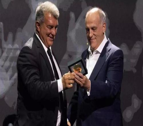 特瓦斯被舉報泄露巴薩財務信息，拉波：俱樂部沒遭受任何損害