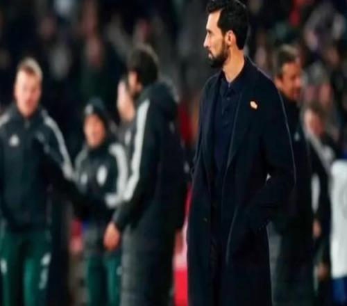 每體：帶隊七場后，阿韋洛亞在皇馬的戰(zhàn)術(shù)部署遭遇七大質(zhì)疑