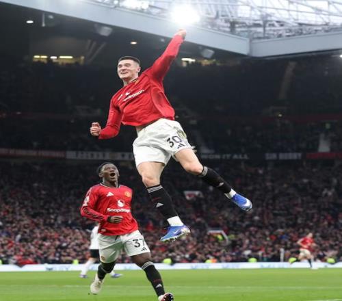 補(bǔ)時(shí)階段臨危救主，曼聯(lián)球員塞斯科為自己贏得未來(lái)