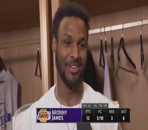 炸裂！血帽2米13大中鋒！布朗尼打出生涯最強(qiáng)一戰(zhàn)