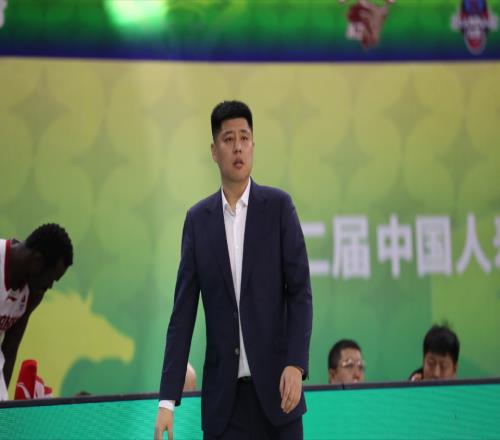 裁判搶?xiě)?！送上?7罰球，罰掉山西6人，全隊(duì)+解說(shuō)員直呼：沒(méi)見(jiàn)過(guò)