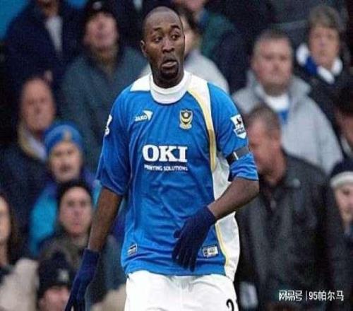 一個只會空翻的前鋒27歲五大聯(lián)賽，28歲亞洲養(yǎng)老，30歲退役