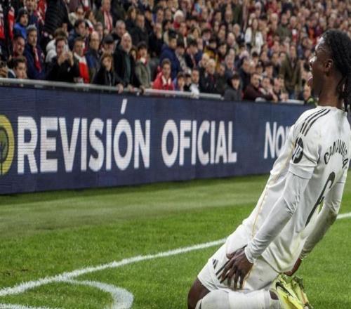 沙媒：吉達(dá)聯(lián)合有意卡馬文加，但這目前并不是球員考慮的問(wèn)題