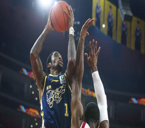 保持四外援不變！廣東男籃拒絕裁掉麥考爾，杜鋒能否押寶成功