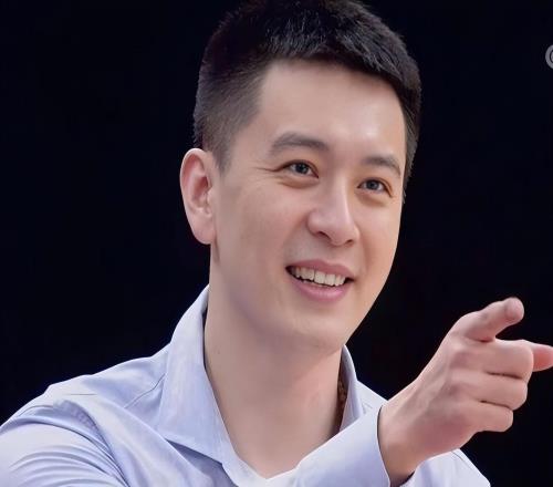 回遼寧了！辭職僅16天，楊鳴再次官宣，這一次的他讓球迷刮目相看