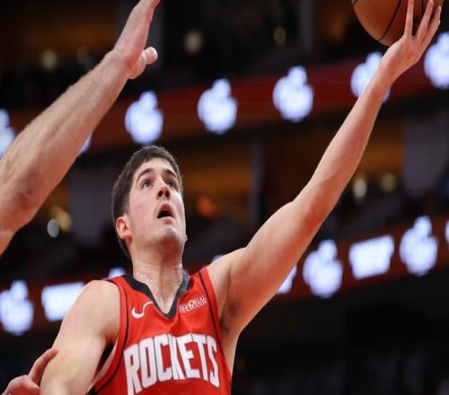 KD盛贊盧戰(zhàn)術(shù)誅心烏帥！休媒談1細(xì)節(jié)證兩人差距火箭無(wú)PG才是癥結(jié)