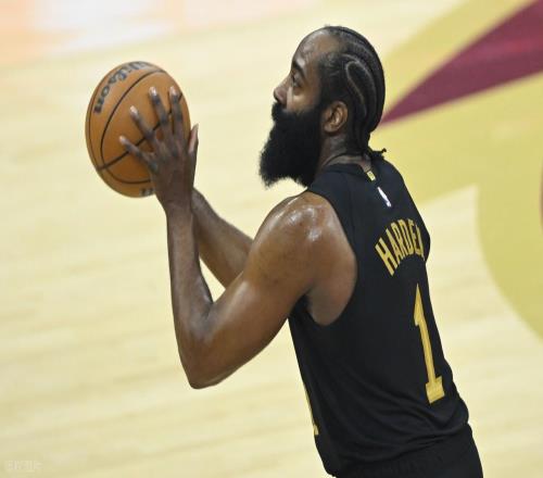 完美主場(chǎng)首秀！哈登13+4+11！米切爾30+5+3打爆奇才，梅里爾爆發(fā)